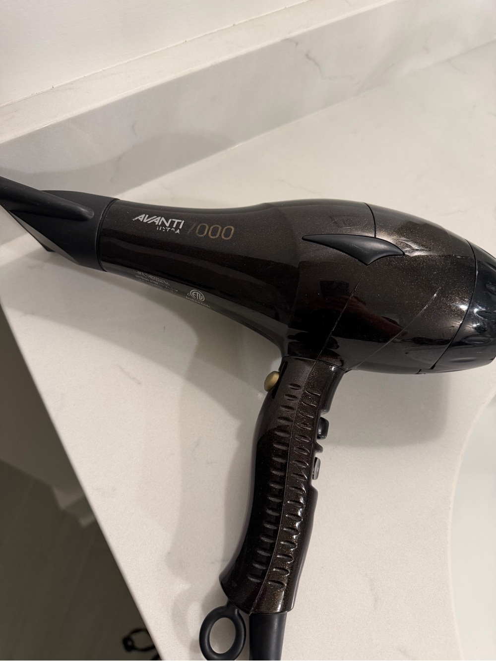 Avanti 7000 Ultra Ionic & Ceramic Hair Dryer